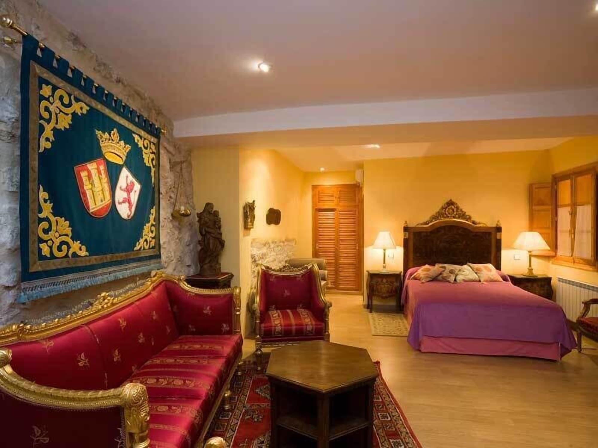 Residencia Real Del Castillo De Curiel Curiel de Duero エクステリア 写真
